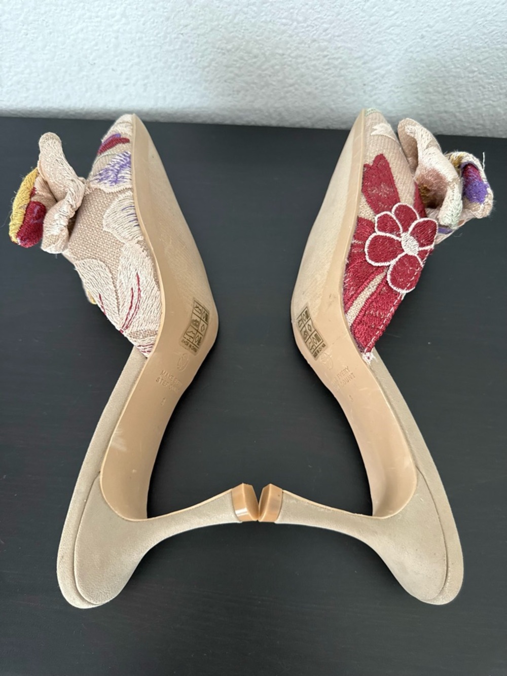 THE JANE SIGNATURE 3D FLORAL APPLIQUÉ OASIS SOCIETY Kitten Heel Mule - Picture 8 of 11